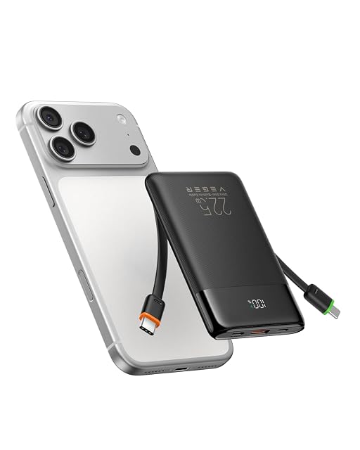 VEGER V1202 slim power bank with its two built-in cables unclipped